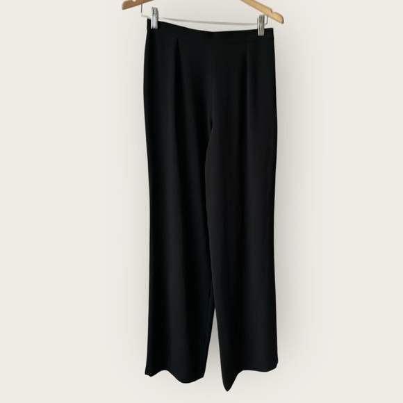 St. John Basics Black Pants 6 - Picture 1 of 16